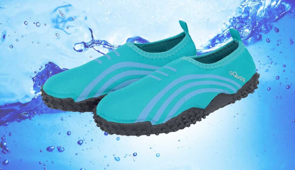 tyrkysové modré boty do vody
