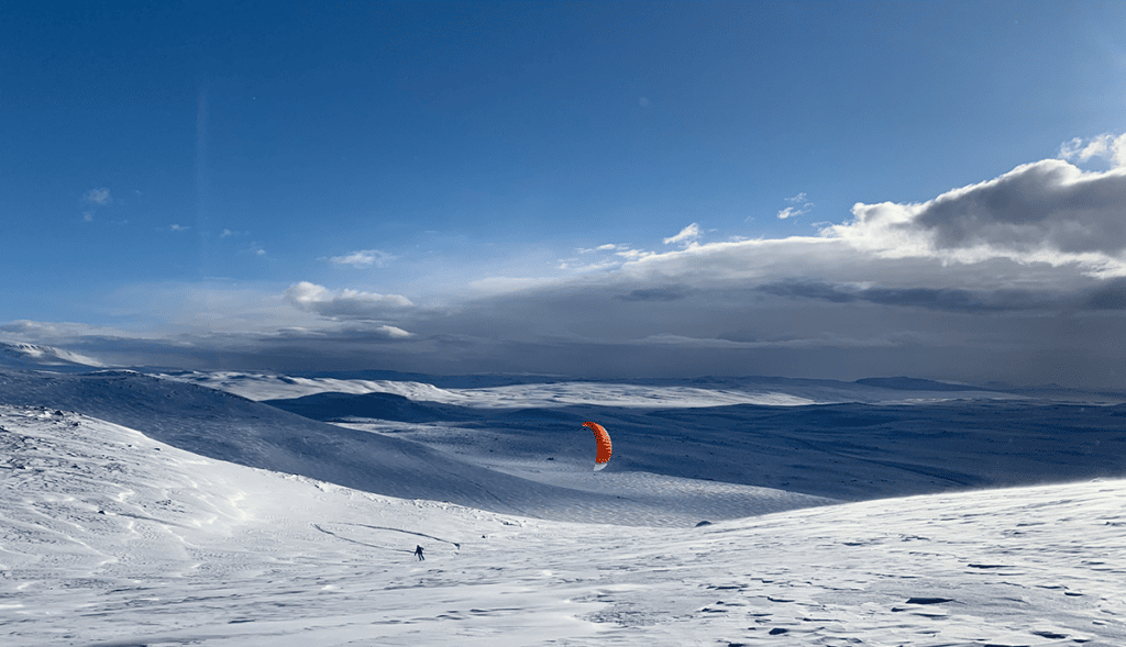 Snowkitingový kurz v Norsku pořádaný Upwind.cz, zimní aktivní dovolená