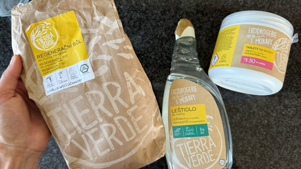 Set ekologických produktů do myčky: tablety, leštidlo a regenerační sůl Tierra Verde